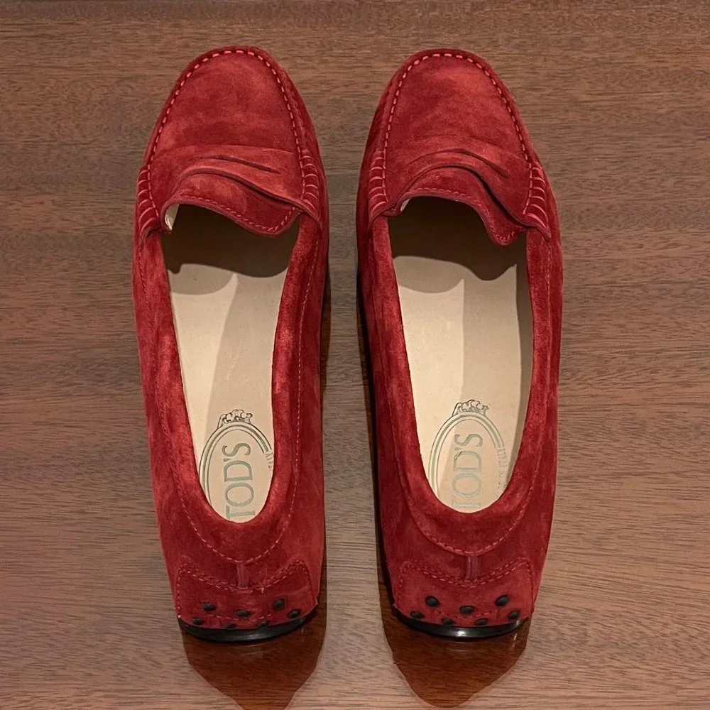 NIB Tod's Gommino Suede Loafers - Picture 9 of 15